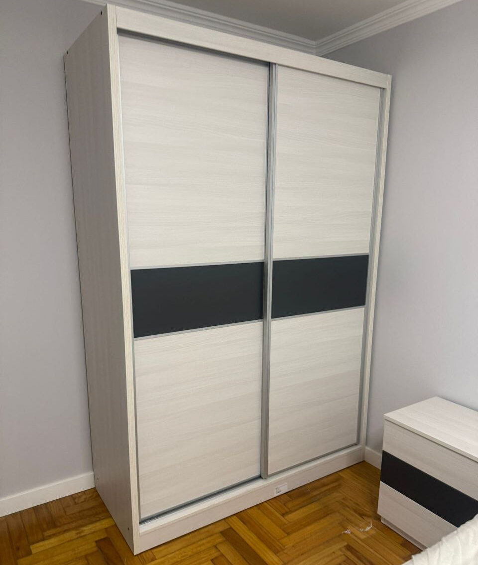 armario corredera grueso 30 2 Mueble de salón expuesto en la tienda de V - CARRO - J